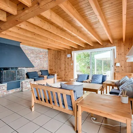 A 600m De La Mer, Maison Pour 8adultes,3enfants